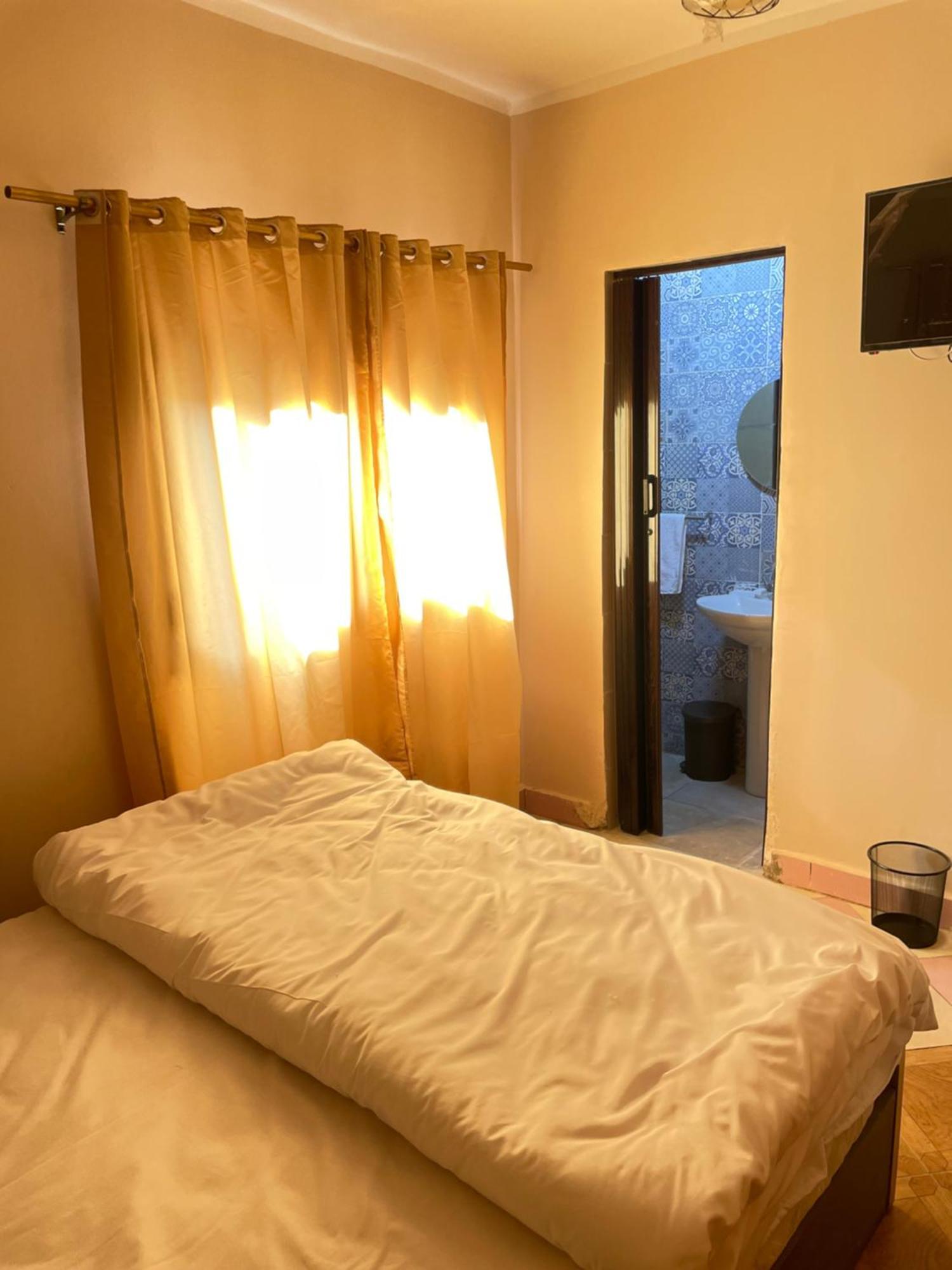 Sami Holiday Inn - Pyramids View Rooftop Al Kawm al Akhdar 외부 사진