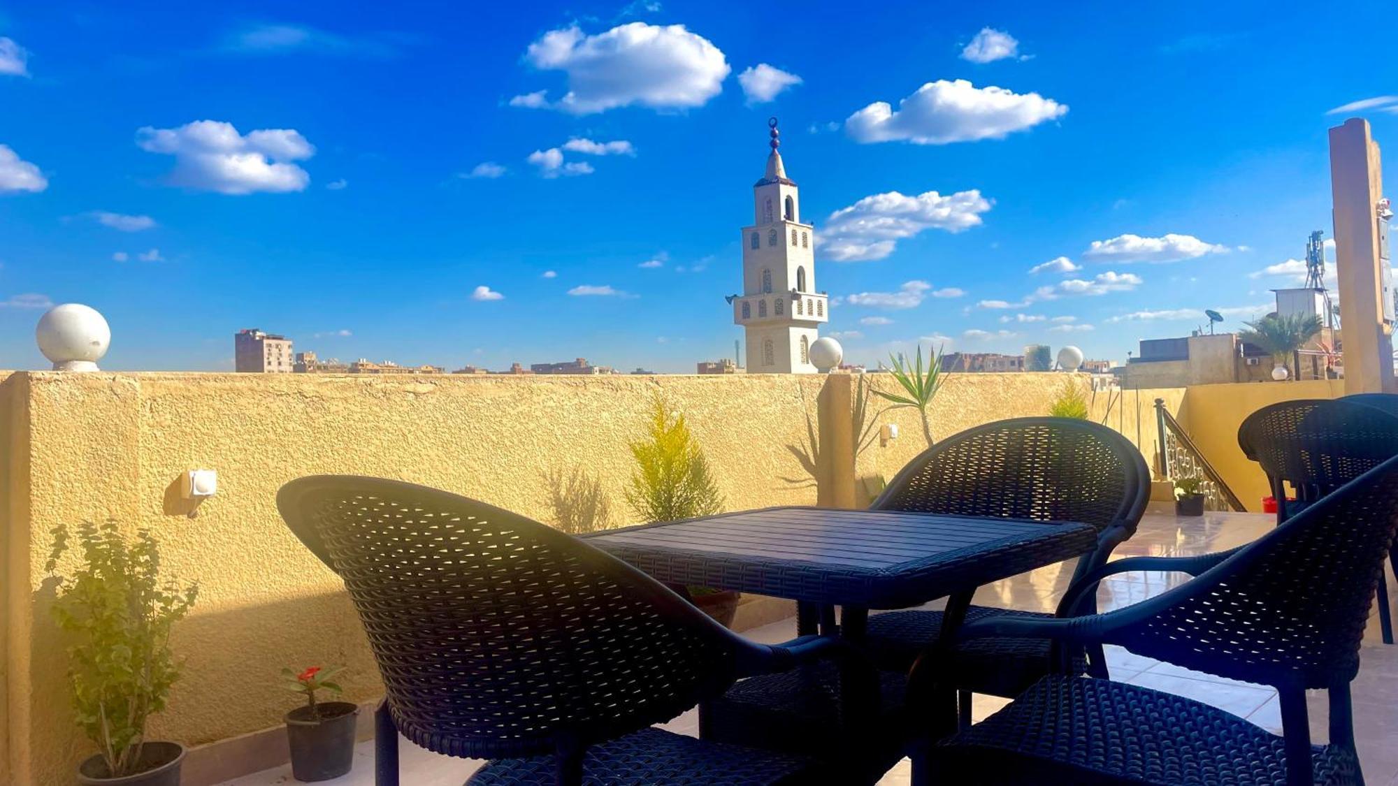 Sami Holiday Inn - Pyramids View Rooftop Al Kawm al Akhdar 외부 사진