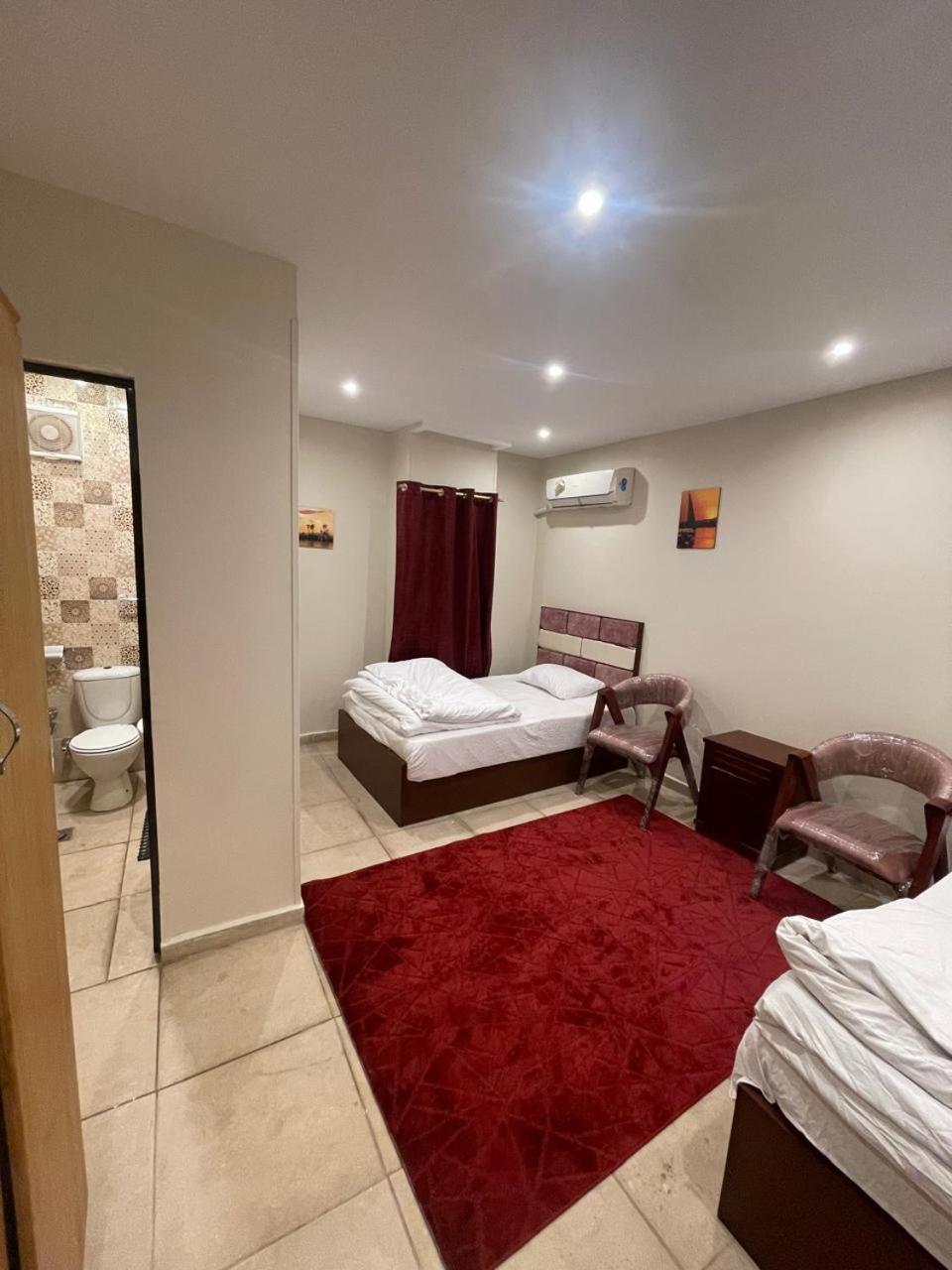 Sami Holiday Inn - Pyramids View Rooftop Al Kawm al Akhdar 외부 사진